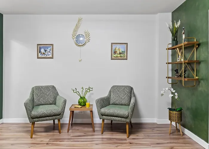 Cozy By Art City