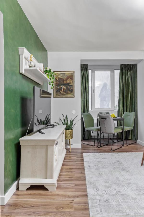 Apartment Cozy By Art *