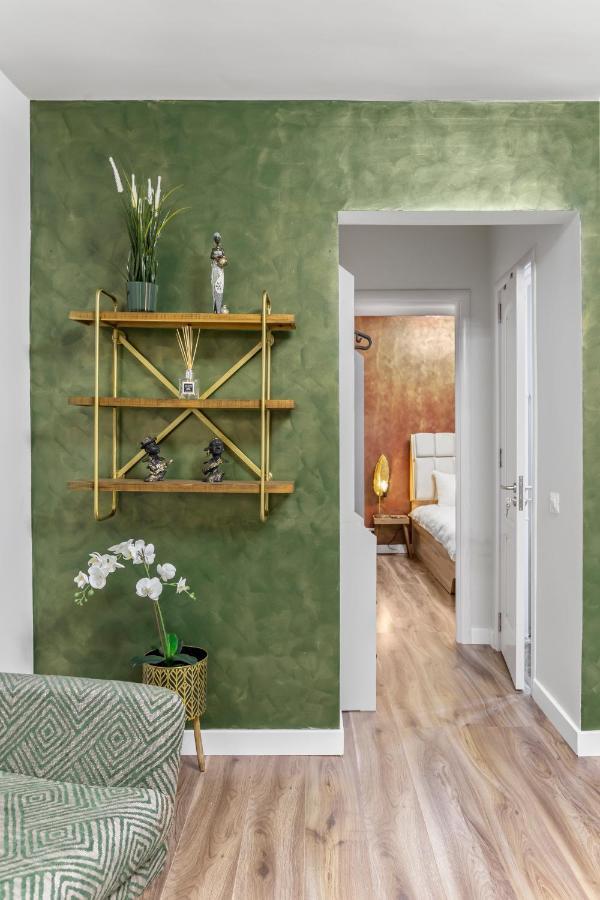 Apartment Cozy By Art