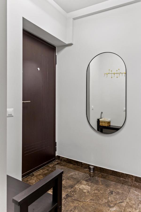 Cozy By Art Apartment *